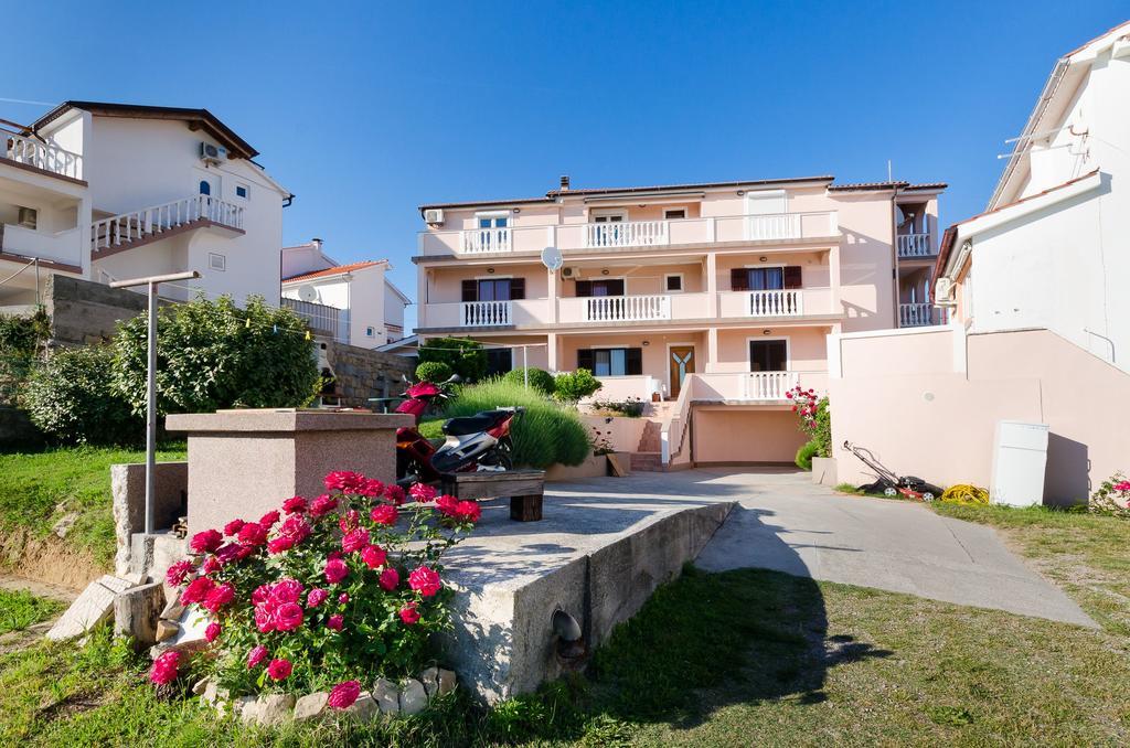 Apartments Dragan Lopar Luaran gambar