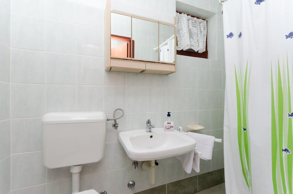 Apartments Dragan Lopar Luaran gambar