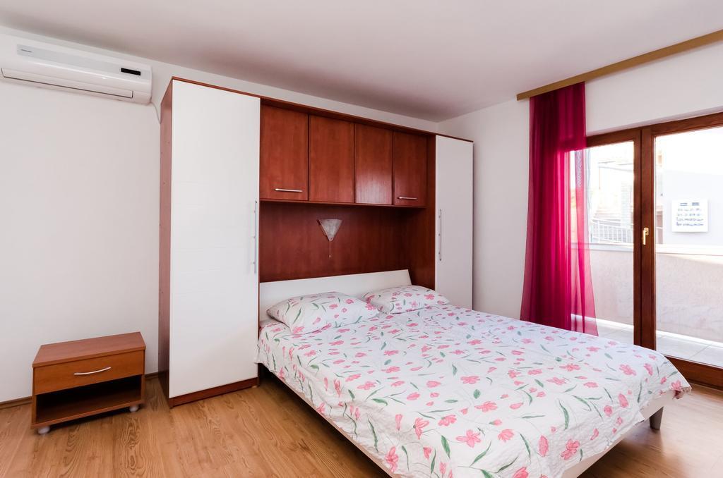 Apartments Dragan Lopar Luaran gambar