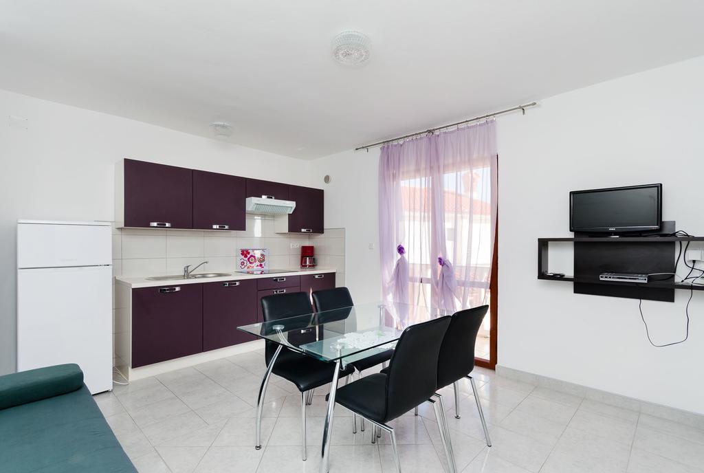 Apartments Dragan Lopar Luaran gambar